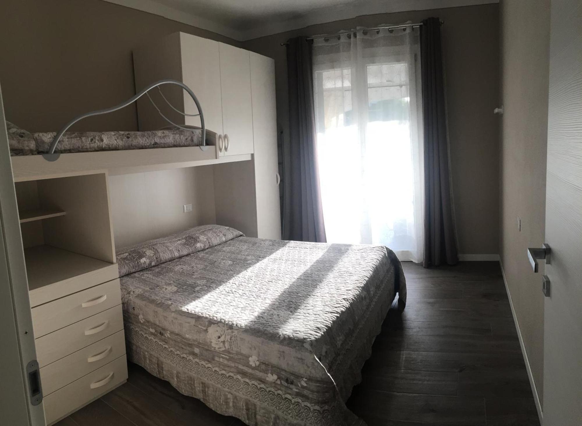 Residence Elegance Ville Ed Appartamenti A Porto Pino Esterno foto