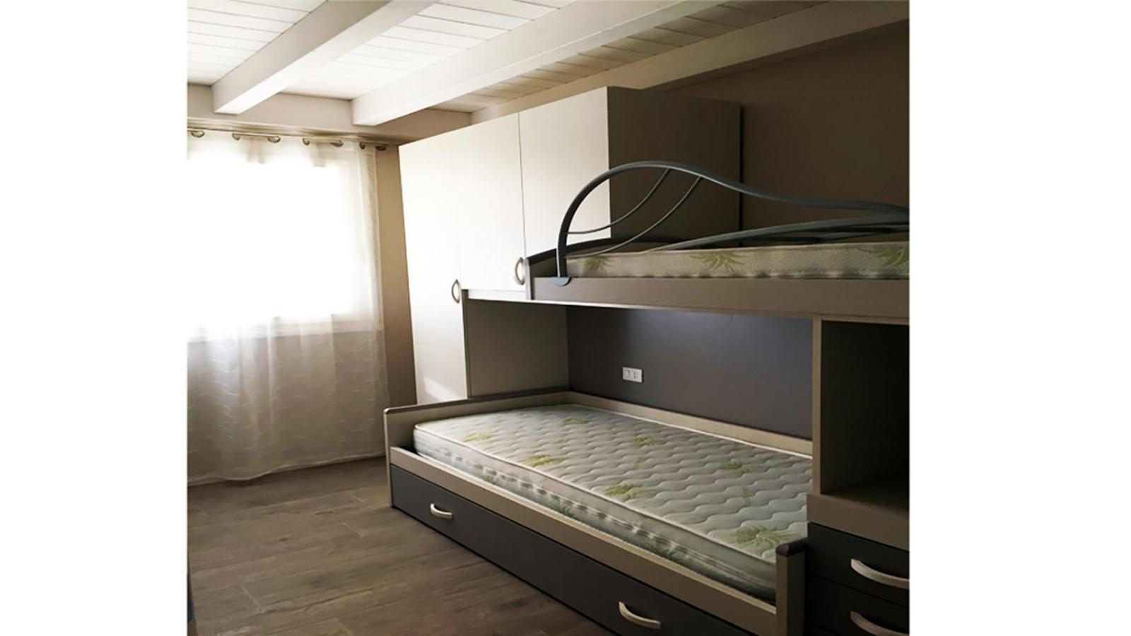 Residence Elegance Ville Ed Appartamenti A Porto Pino Esterno foto
